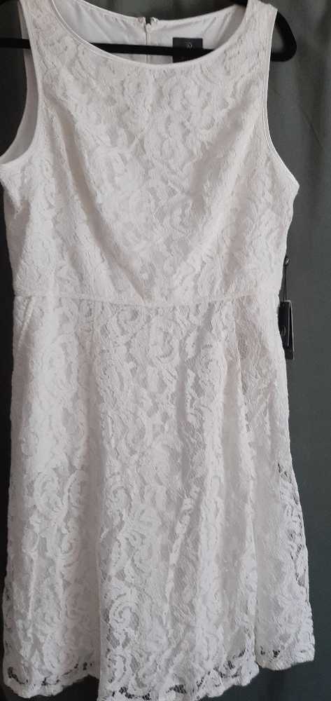 NWT! Adrianna Papell white lace a-line dress, size 16